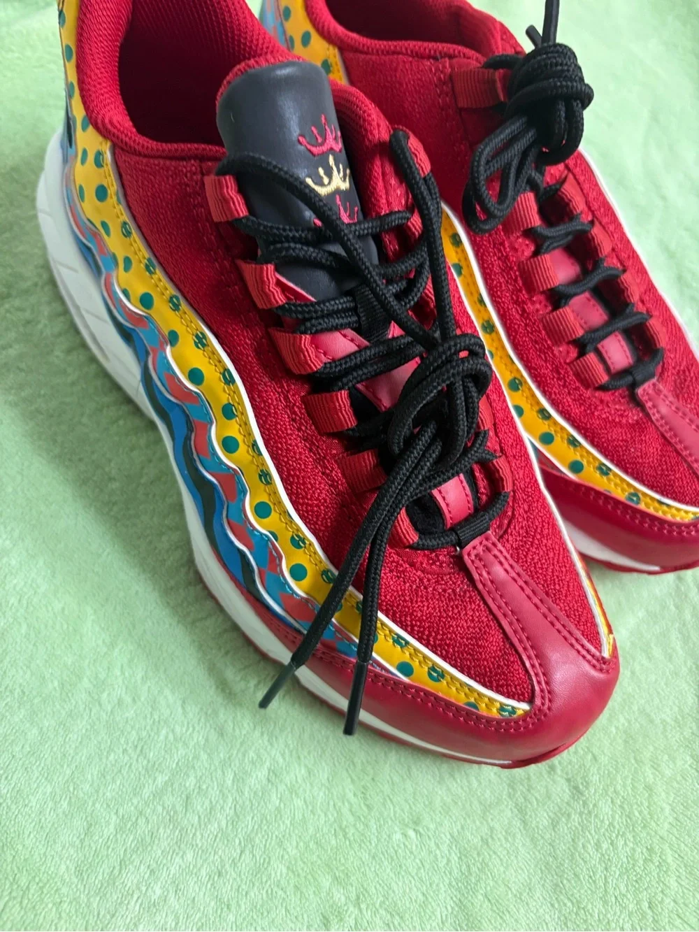 Women’s Nike AirMax Red Fashion Sneakers with Multicolor Accent